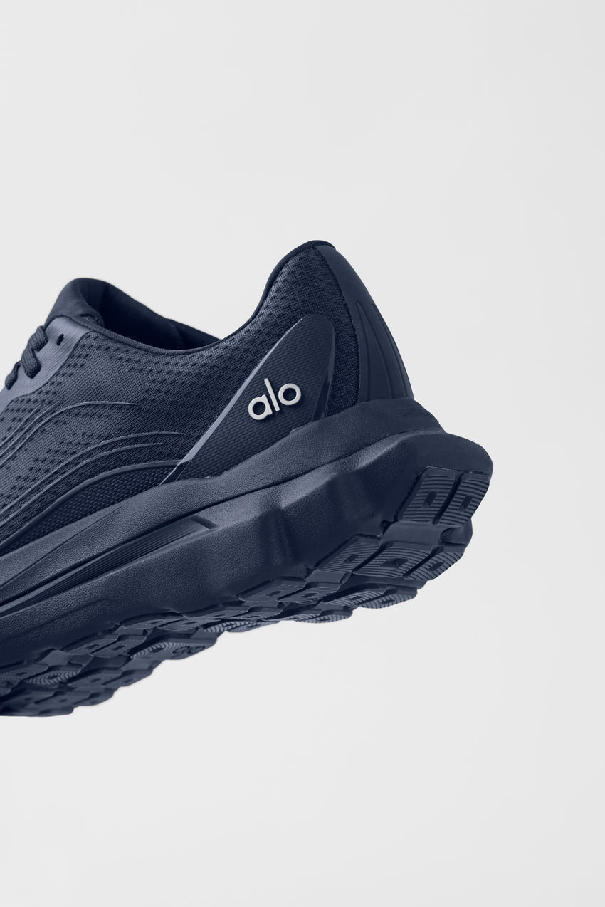 ALO Runner - White/White