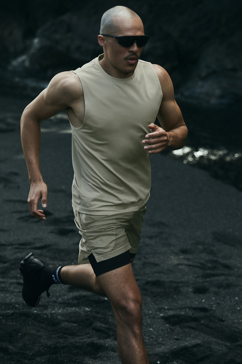 Conquer Muscle Tank - Black