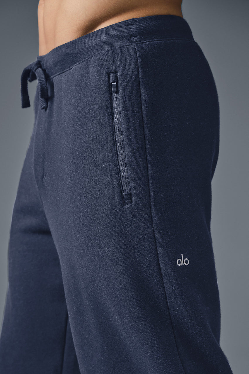 Triumph Restore Sweatpant - Black