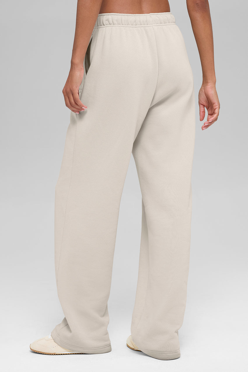 Accolade Straight Leg Sweatpant - Black