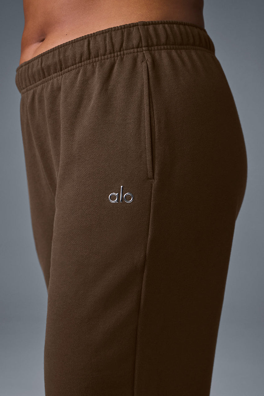Accolade Straight Leg Sweatpant - Black