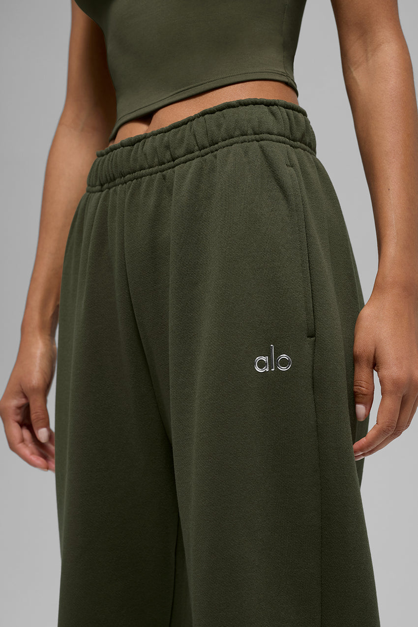 Accolade Straight Leg Sweatpant - Black