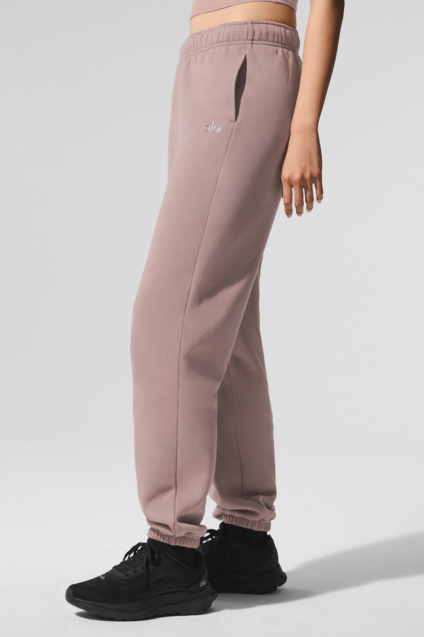 Accolade Sweatpant - Black
