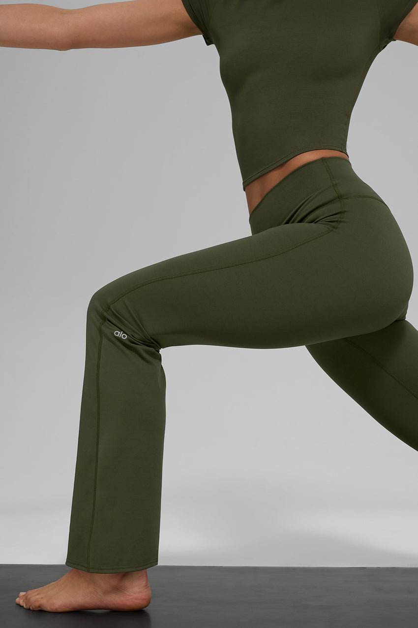 ALO Softsculpt High-Waist 7/8 Bootcut Legging - Black
