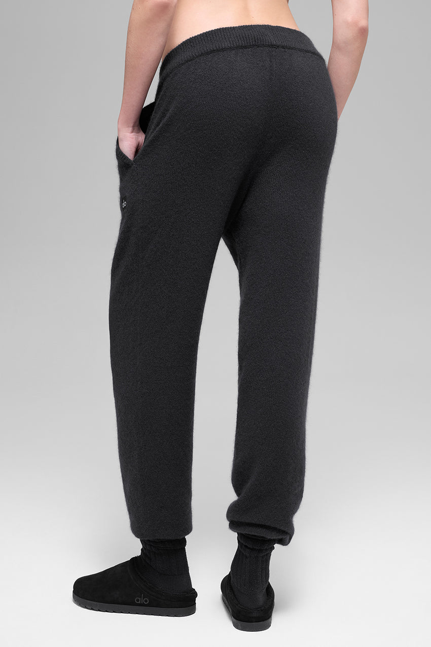 Cashmere High-Waist New Class Jogger - Black