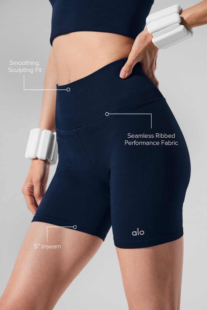 5" Seamless Ribbed Favorite Short - Black