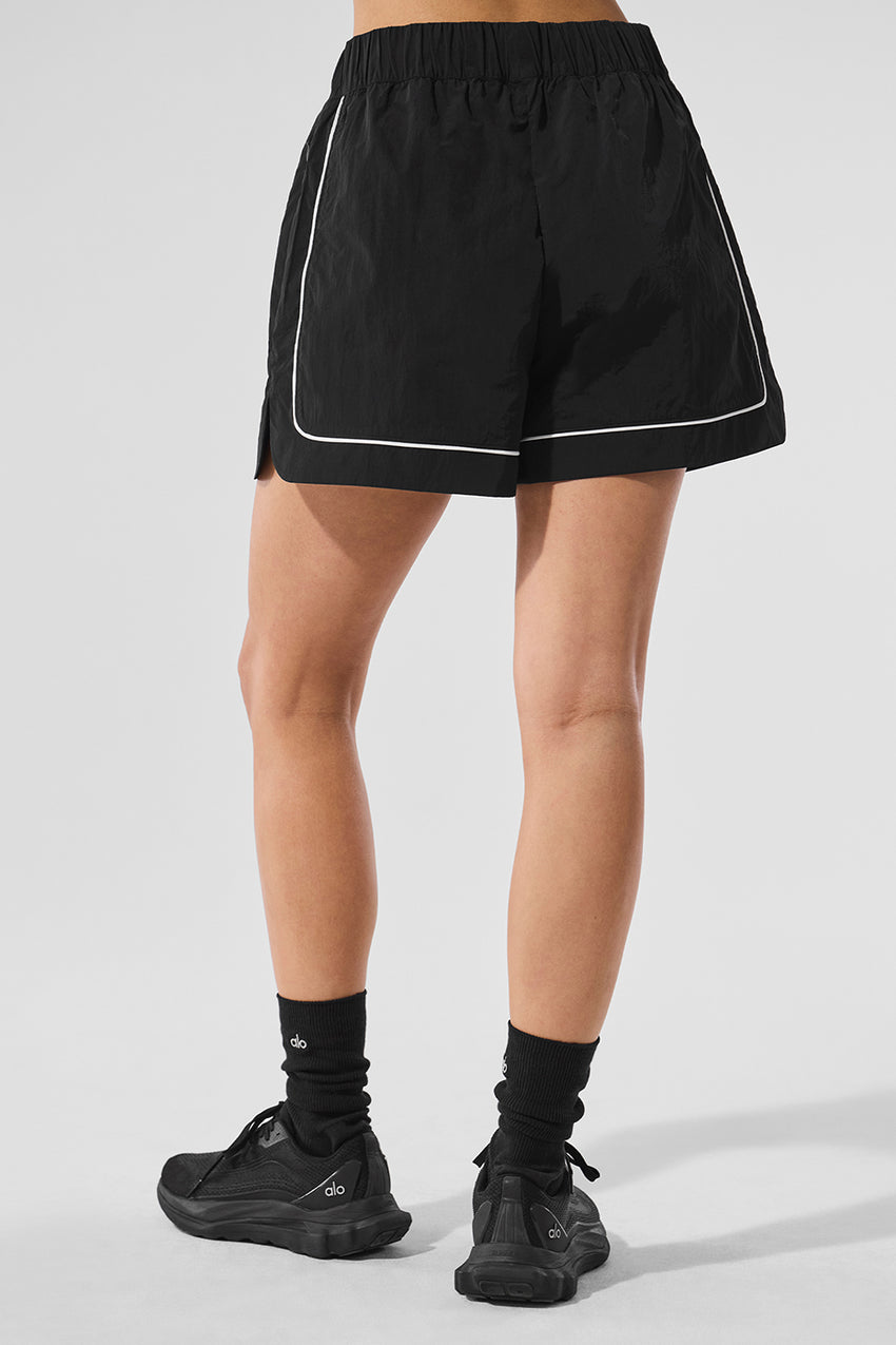 Motivate Track Short - Black/White