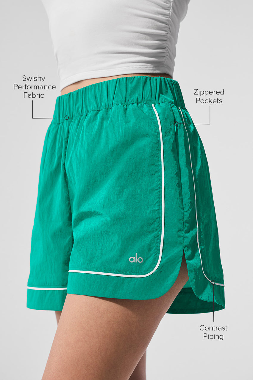 Motivate Track Short - Black/White